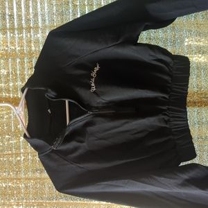 Long sleeves  black cropped top